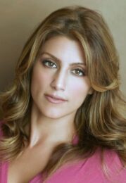 Jennifer Esposito