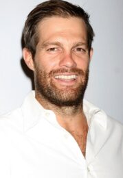 Geoff Stults