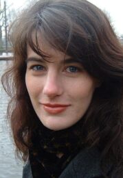 Jennifer Perrott