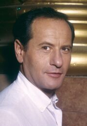 Eli Wallach